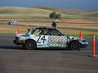Illustration for article titled The Top 152 Lemons Of The 24 Hours Of LeMons Arse Freeze-A-Palooza 2009!